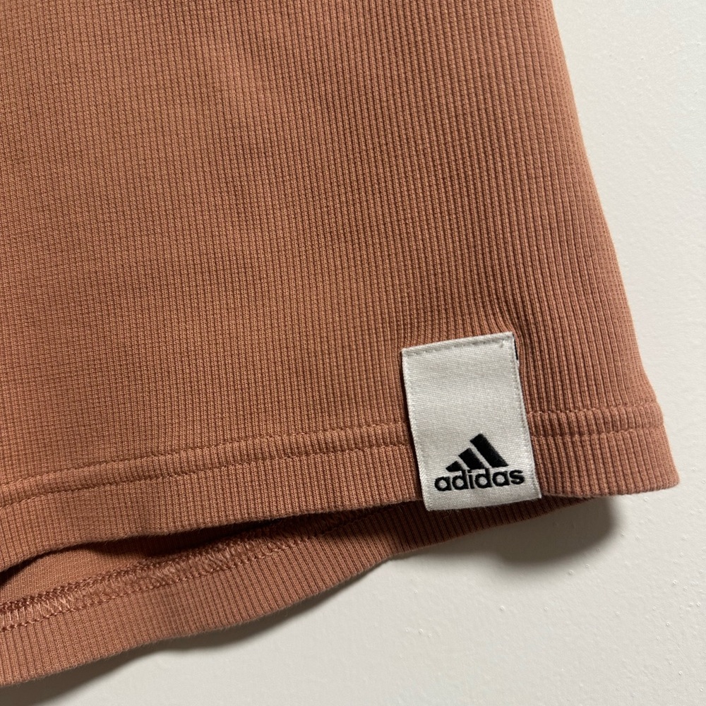 Adidas Tan Workout Set - Picture 9 of 9